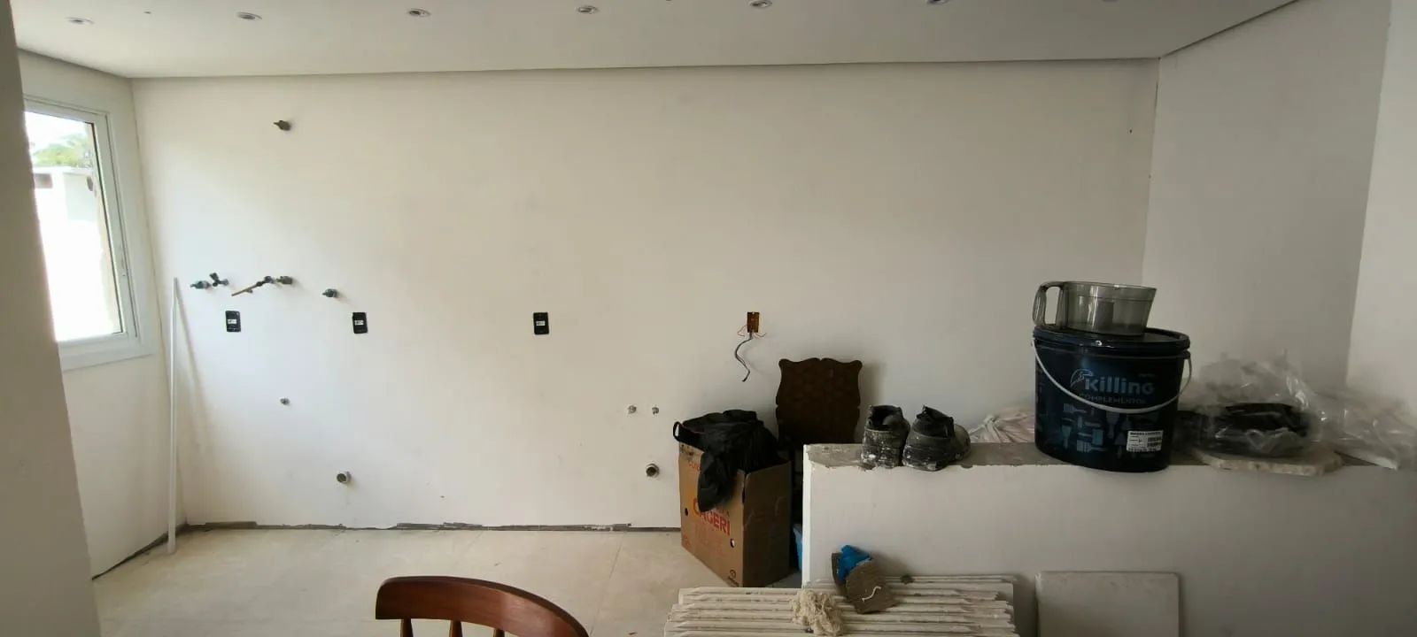 Imagem Casa em Condomínio à venda, bairro Campo Novo, 3 quartos (1 suite), 3 banheiros, 1 vaga