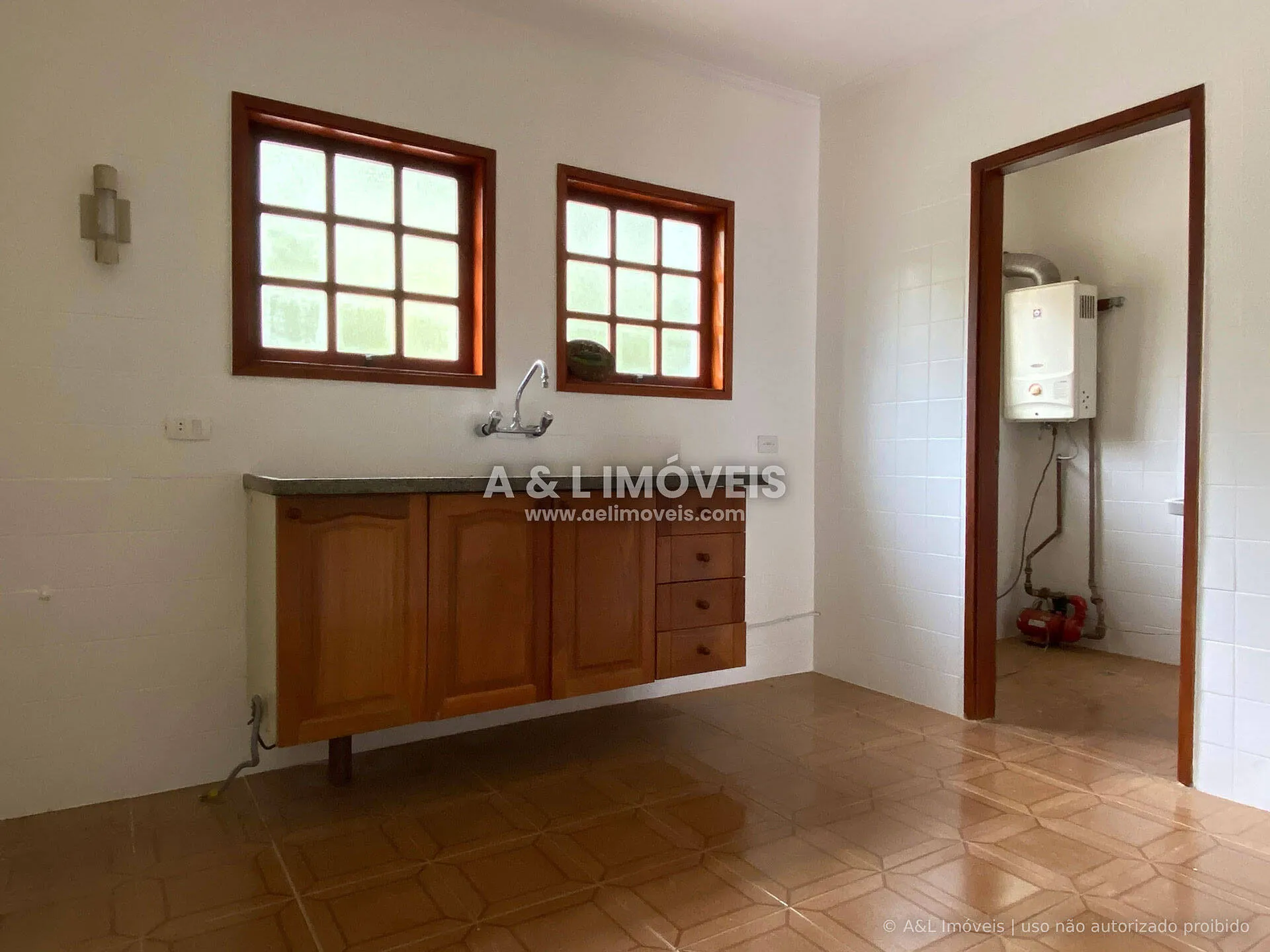 Imagem Cobertura | 156,49 m² | 2 Suítes | Vista e Lareira | Campos do Jordão