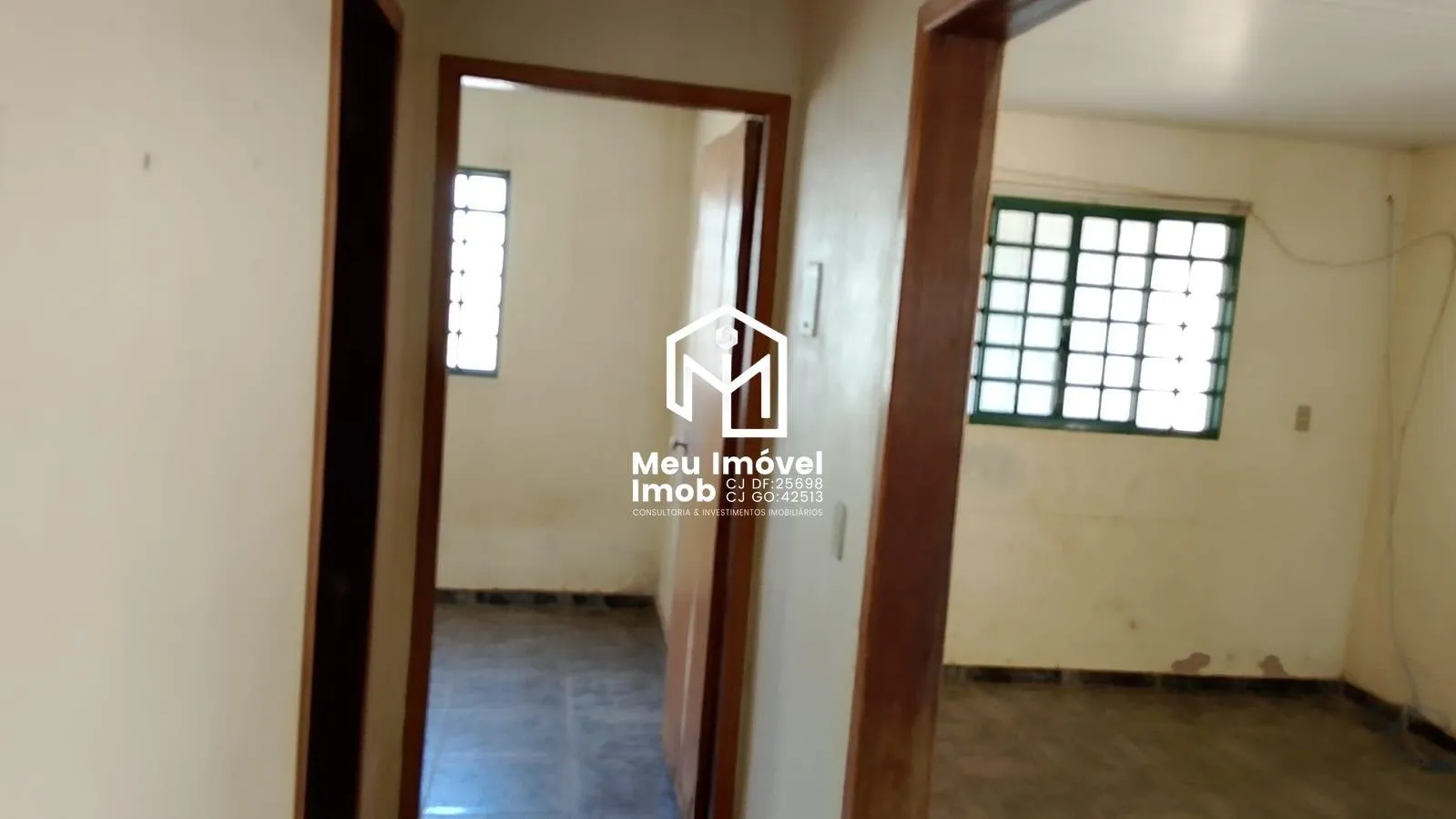 Imagem Casa Parque JK 2 Quartos 1 Suíte 4 Vagas 506m² Luziânia/GO
