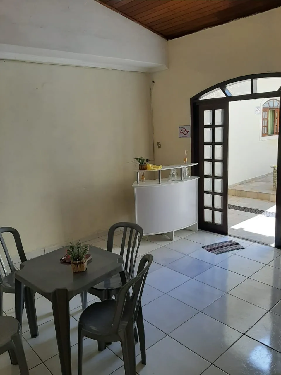 Imagem Comercial à venda 2 Quartos, 3 Suites, 250M², Santa Rita, Aparecida - SP