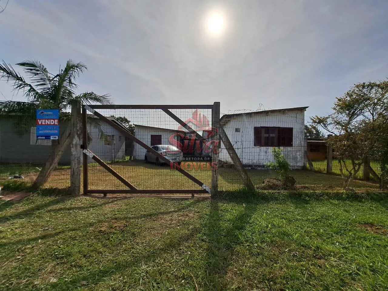 Imagem Terreno com 3 casas em Mariluz