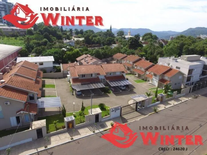 Imagem Sobrado de 2 dormitórios no Centro de Feliz.