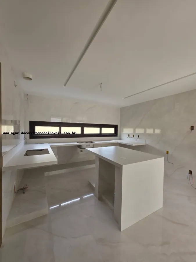 Imagem Casa em Condomínio para Venda em Parnamirim, Pium (Distrito Litoral), 5 dormitórios, 5 suítes, 6 banheiros, 4 vagas