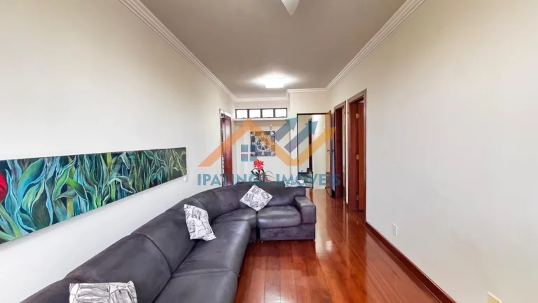 Imagem Casa à Venda no Bairro das Águas - 4 Dormitórios em Ipatinga