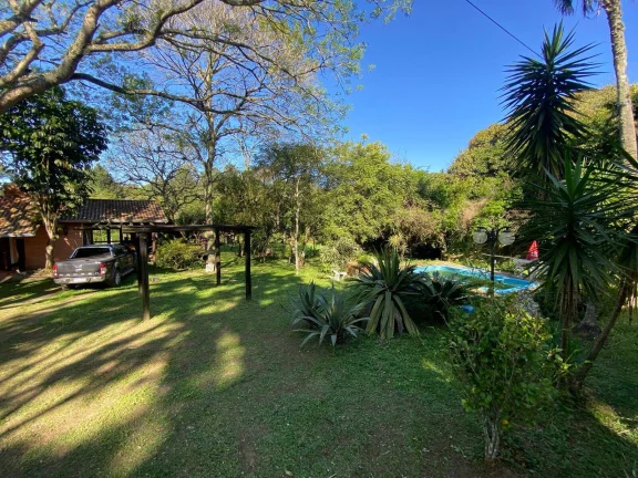Imagem MOBILIADO!!! Lindo Sítio com 3.000m², Piscina, arborizado, Águas Claras