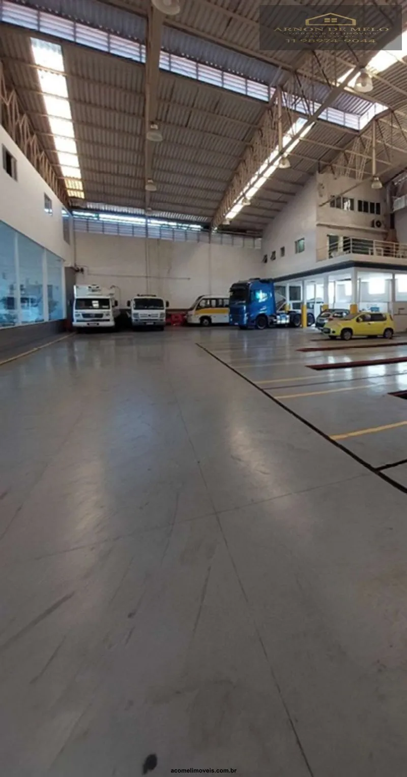 Foto do imóvel Galpões para locação em Osasco em Vila dos Remedios, Osasco - SP