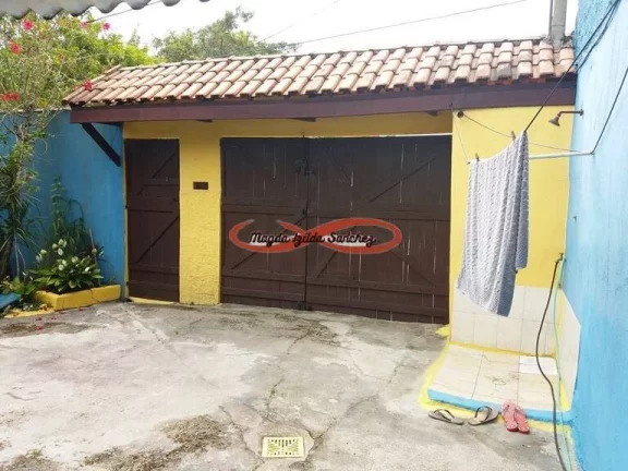 Imagem CASA MOBILIADA À VENDA EM ITANHAÉM – PORTEIRA FECHADA.