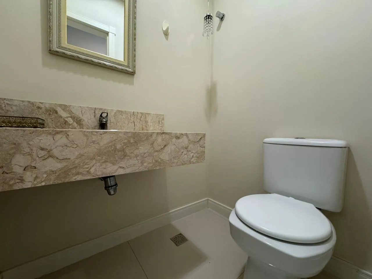 Imagem Apartamento à venda com 180m2 por R$ 2.300.000,00