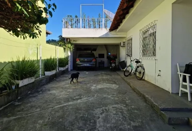 Imagem Casa com 3 dormitórios e vista panorâmica nas Nações.