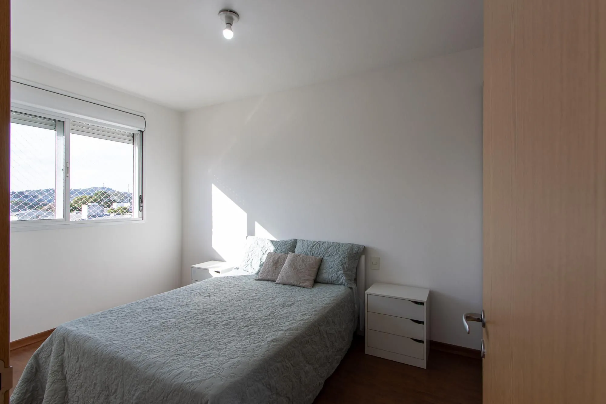 Imagem Lindo Apartamento 3 dorm à Venda na Tristeza, Porto Alegre,