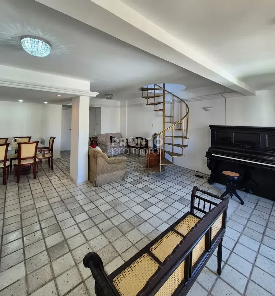 Imagem Apartamento com 3 Quartos à Venda, 180 m² em Boa Viagem - Recife