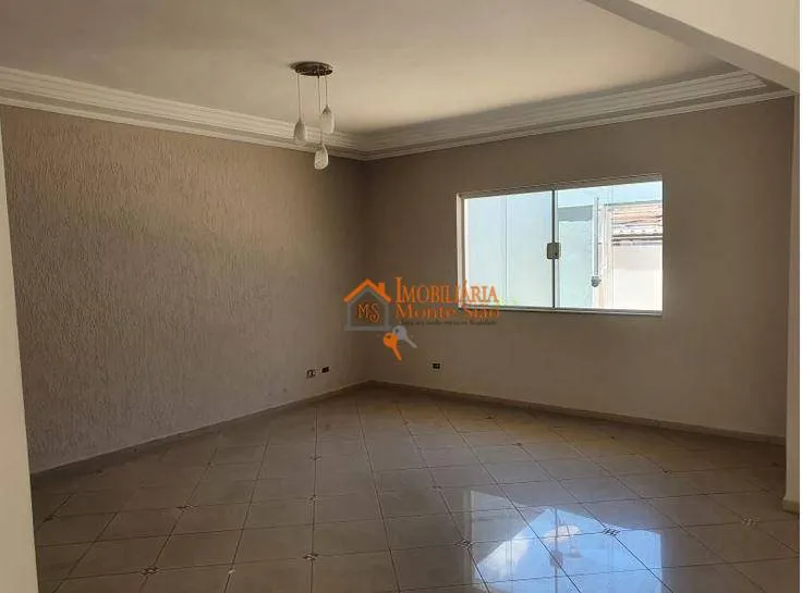 Imagem Sobrado com 3 dormitórios à venda, 135 m² por R$ 980.000,00 - Vila das Palmeiras - Guarulhos/SP