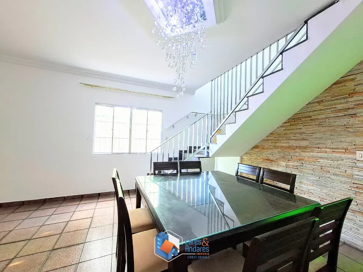 Imagem Sobrado para venda em Chora Menino com 3 quartos, sendo 1 suíte, 187m²