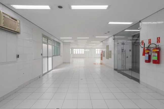 Imagem Prédio Comercial Exclusivo em Moema, São Paulo - 30 Vagas de Garagem, 1.882m² de Área