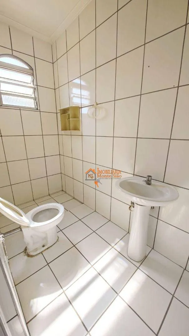 Imagem Sobrado com 3 dormitórios à venda, 200 m² por R$ 405.000,00 - Jardim Santa Lídia - Guarulhos/SP