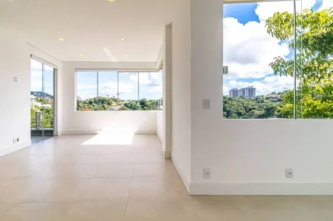 Imagem Casa Triplex 4 Suites Uba Pendotiba