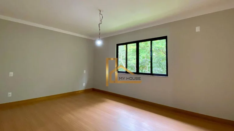 Imagem Casa 3 Quartos, 1 Suíte em Albuquerque, Teresópolis - Estilo e Conforto num verdadeiro Clube.