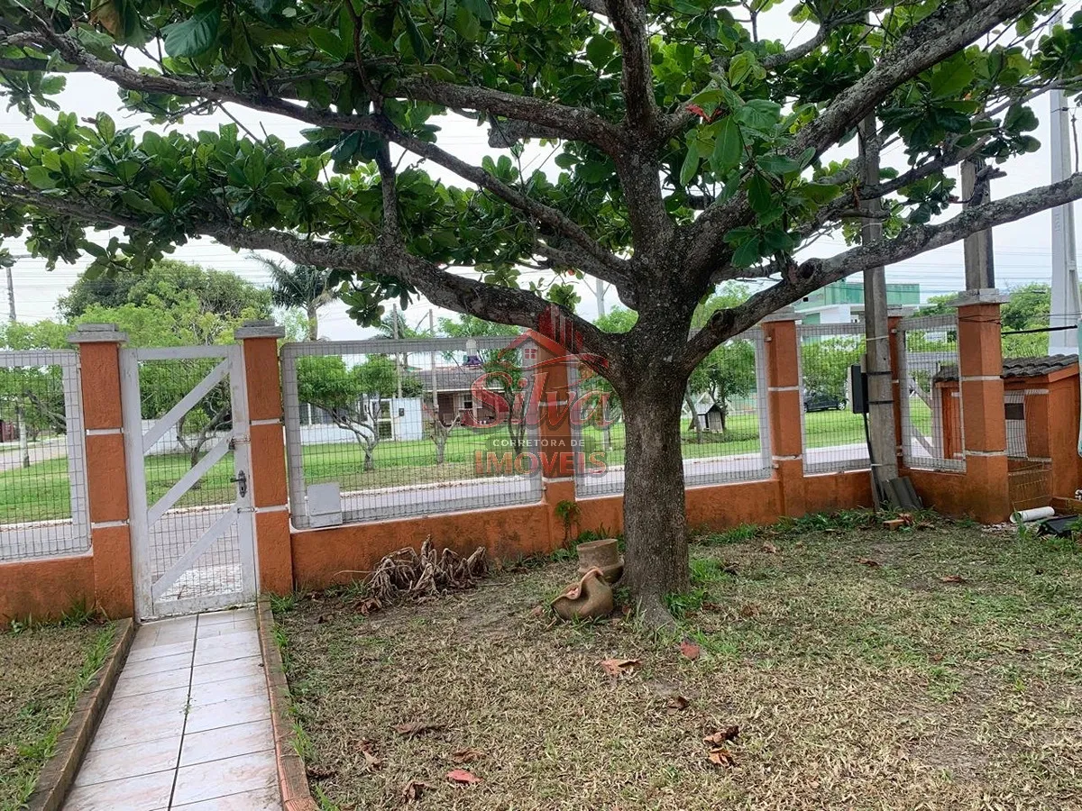 Imagem C1154 | Linda casa de esquina em Mariluz