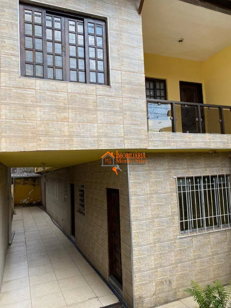 Imagem Sobrado com 4 dormitórios à venda, 173 m² por R$ 585.000,00 - Bela Vista - Guarulhos/SP