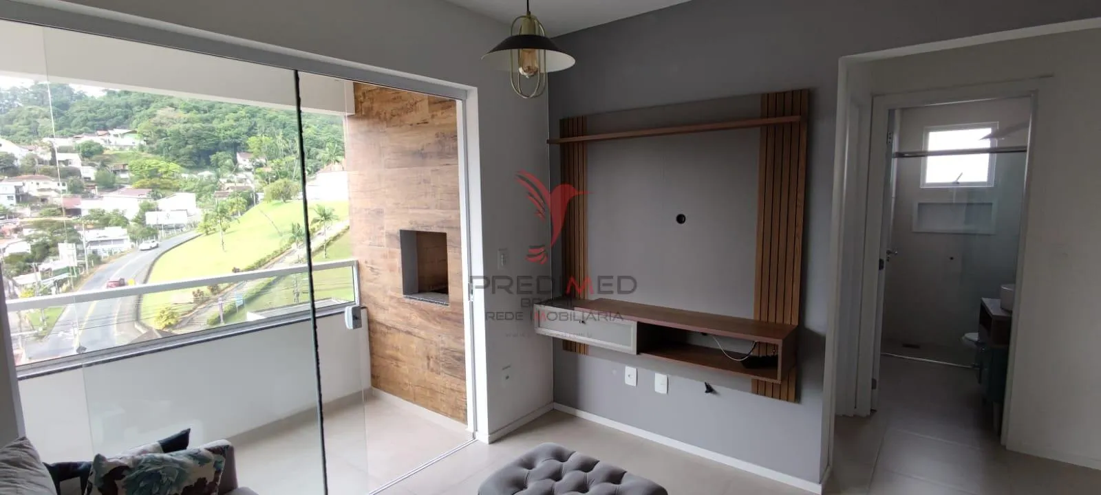 Imagem Apartamento com 2 quartos perto da Vila Germanica com Sacada e Churrasqueira