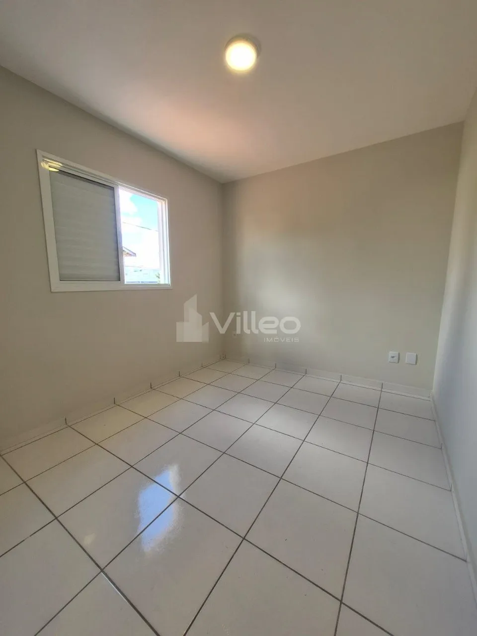 Imagem Se você procura segurança, conforto e excelente custo-benefício, este lindo sobrado no Residencia...