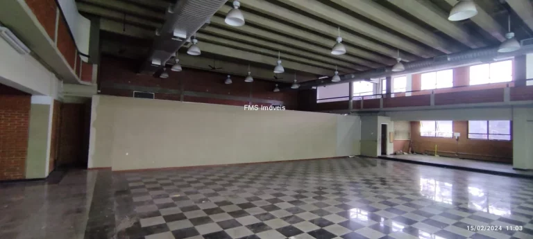 Imagem Prédio comercial com 4.078m² de área total próx. a Vila Sônia.