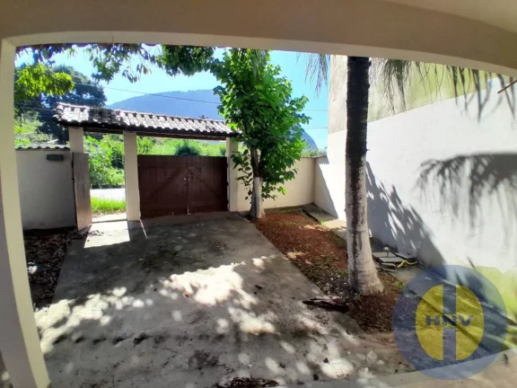 Imagem Casa maravilhosa na principal rua de Itaipuaçú