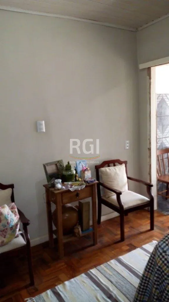 Imagem Casa para Venda - 65m², 3 dormitórios, 3 vagas - São José