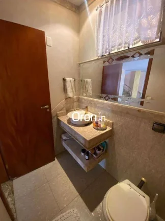 Imagem Sobrado à venda, 340 m² por R$ 1.950.000,00 - Jardim Florença - Goiânia/GO
