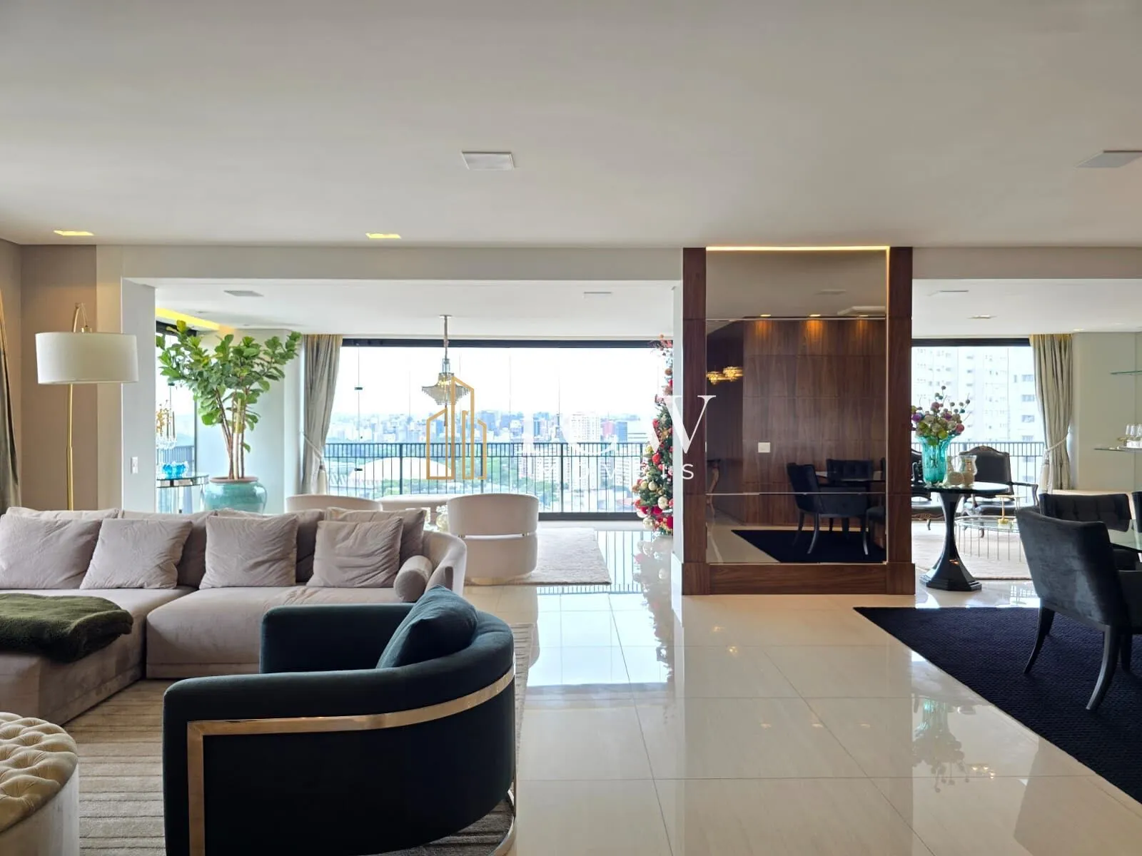 Imagem Apartamento Alto Padrão à Venda na Vila Mariana | 310m² | 4 Suítes | Vista para o Parque Ibirapuera | 5 Vagas