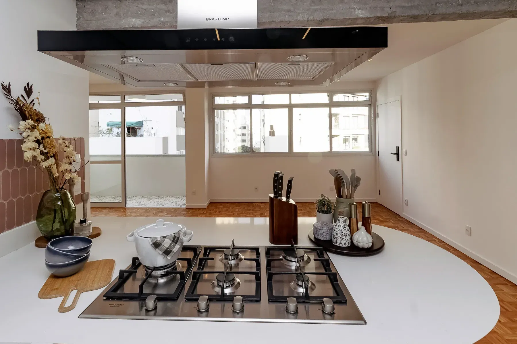 Imagem Apartamento com 2 Quartos à Venda, 107 m² em Jardim Paulista - São Paulo