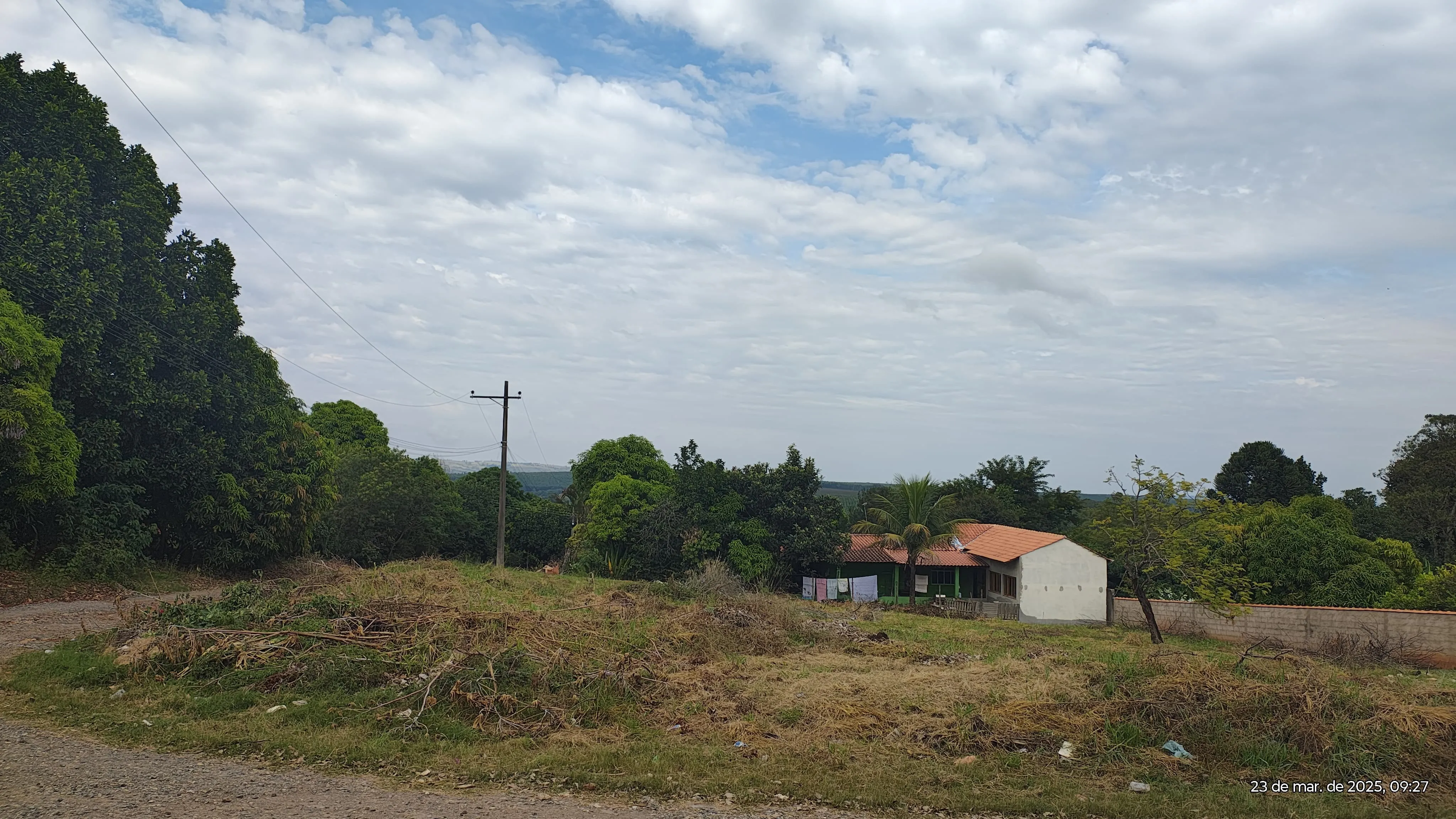 Imagem Terreno para Chácara no Condomínio Arco Íris ? Plano, de Esquina e Ótima Localização
