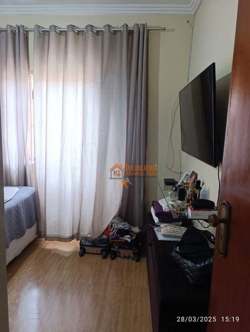 Imagem Casa com 5 dormitórios à venda, 240 m² por R$ 1.259.000,00 - Jardim Vila Galvão - Guarulhos/SP