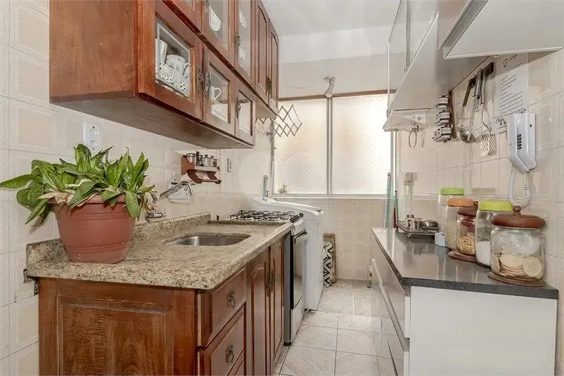 Imagem APARTAMENTO 2 DORMITORIOS E 1 VAGA, AMPLO E CONSERVADO