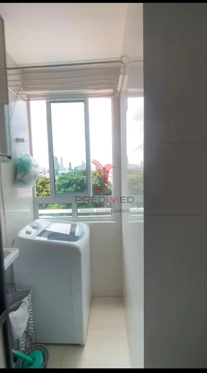 Imagem Apartamento de 2 Quartos, com 2 Vagas de Garagem, Varanda. Posição Sul. Em Tambauzinho