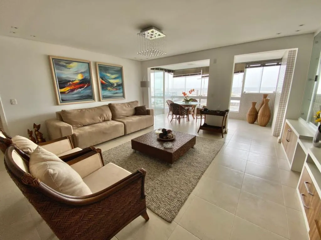 Imagem Apartamento 2 Dormitórios - Bairro Atlantida