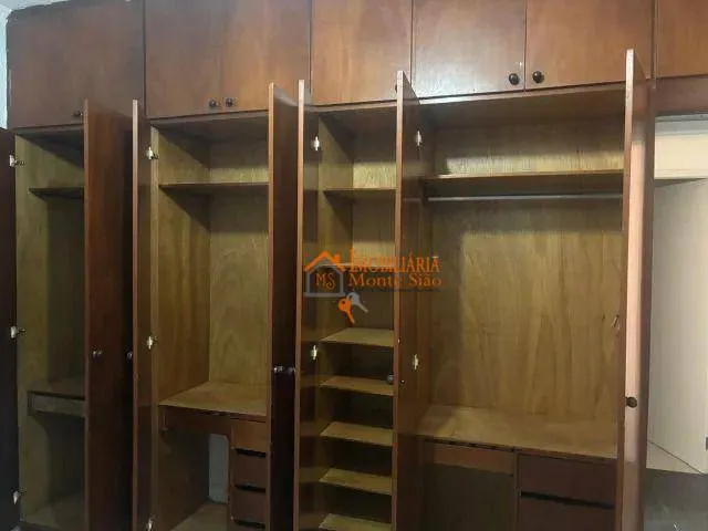 Imagem Casa com 3 dormitórios à venda, 164 m² por R$ 890.000,00 - Jardim Bom Clima - Guarulhos/SP