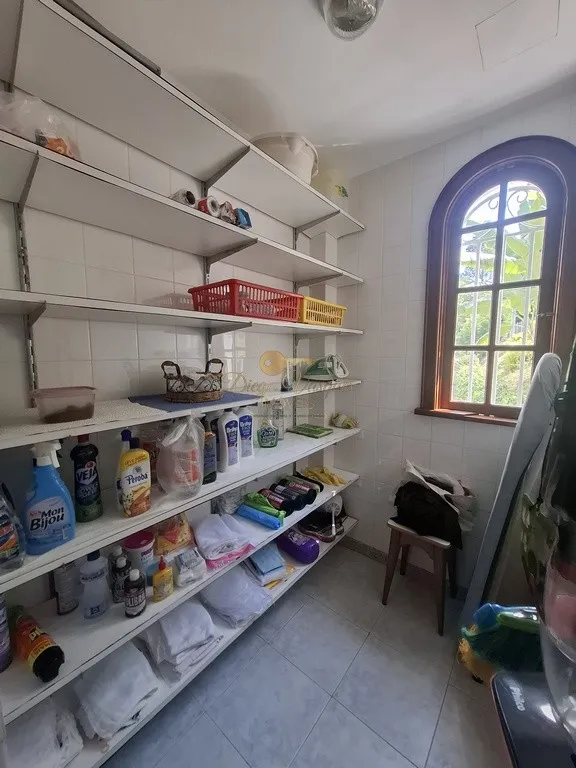 Imagem Casa em Condomínio para Venda em Teresópolis / RJ no bairro Parque do Imbui