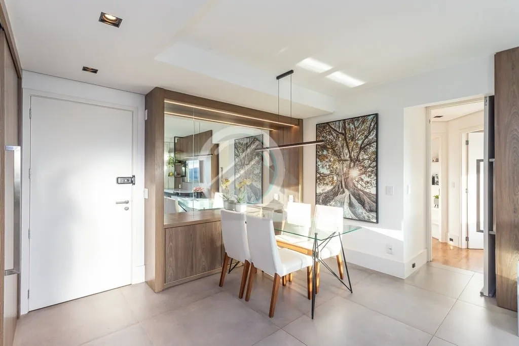Imagem Apartamento de 2 dormitórios de 71 m² mobiliado e decorado em alto padrão. Suíte, banheiro socia...