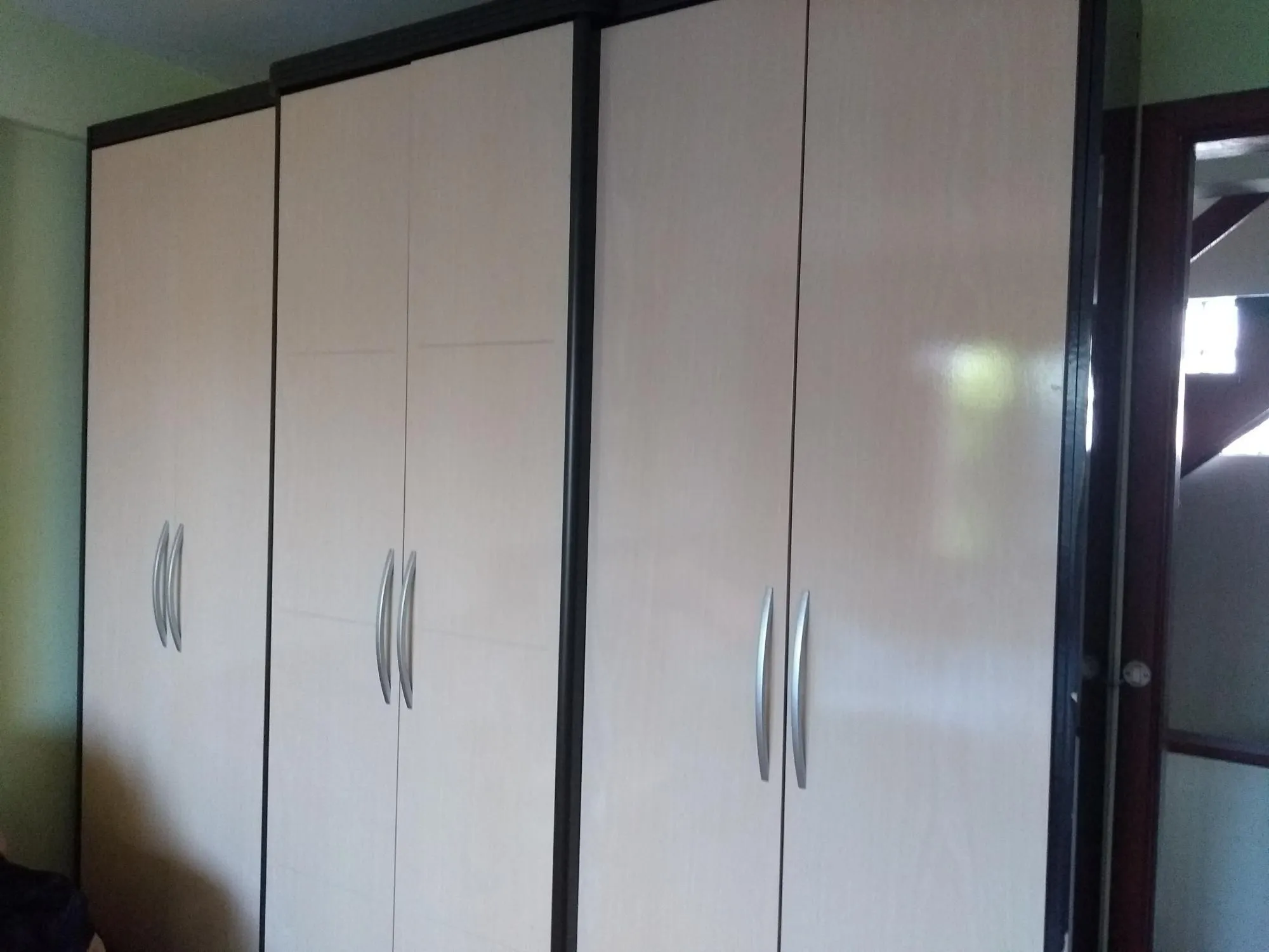 Imagem Predio para Venda - 291m², 3 dormitórios, sendo 2 suites, 1 vaga - Partenon