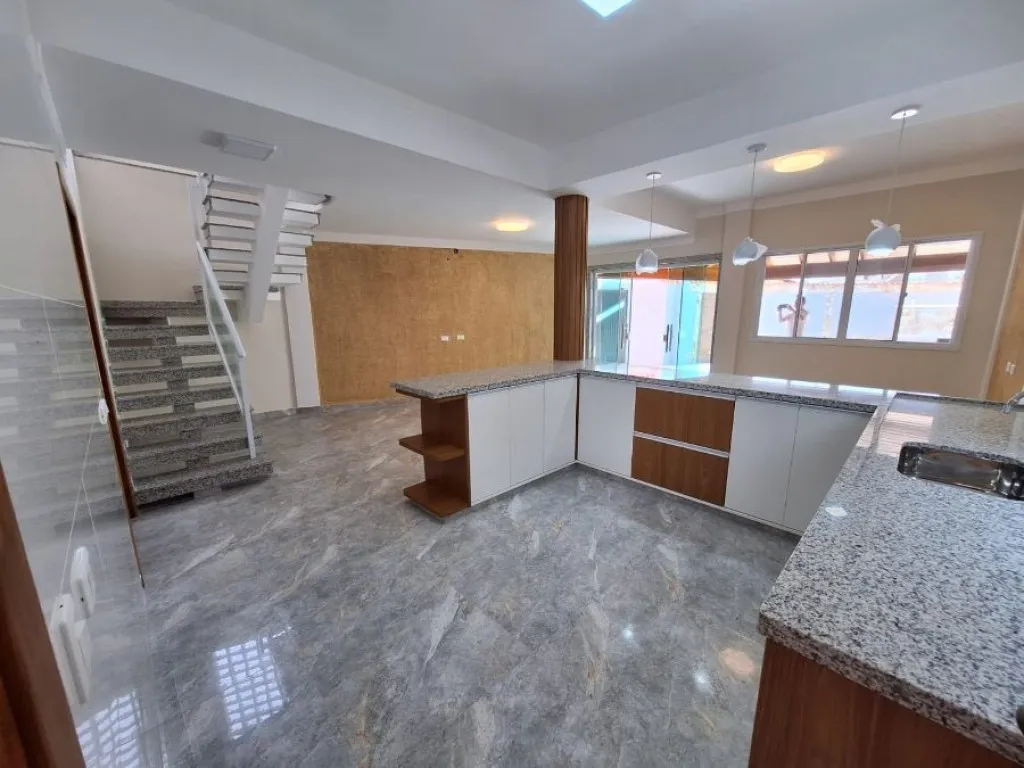 Imagem CASA COM 240,00 m² - FLÓRIDA - PRAIA GRANDE SP