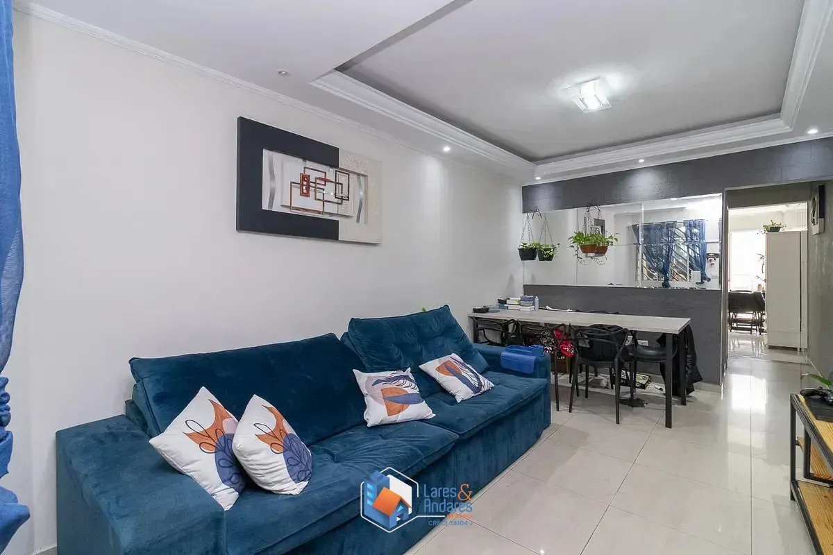 Foto do imóvel Casa para venda em Vila Ré com 2 quartos, sendo 1 suíte, 126m² em Rua Renato