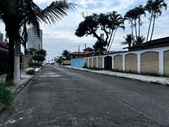 Imagem CASA COM 200 m² - BALNEARIO FLORIDA - PRAIA GRANDE SP