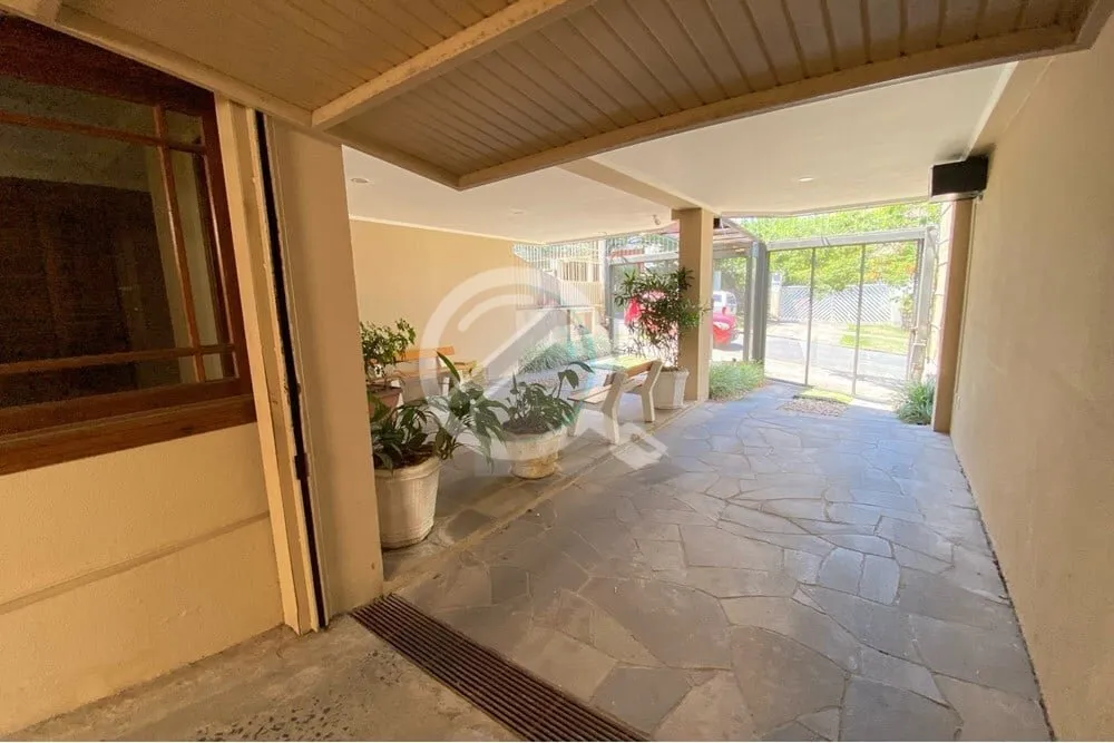 Imagem Descubra a sofisticação e o conforto desta luxuosa cobertura residencial disponível para venda em...