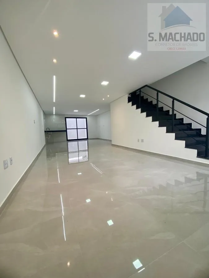 Imagem Sobrado para Venda em Santo André / SP no bairro Vila Camilópolis