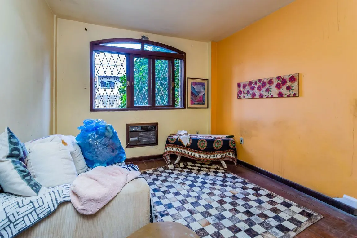 Imagem Casa de 3 dormitórios no Bairro Vila Jardim - Porto Alegre