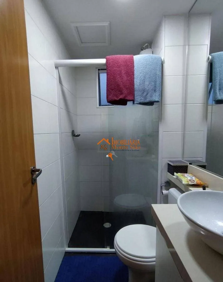 Imagem Apartamento com 2 dormitórios à venda, 42 m² por R$ 228.000,00 - Água Chata - Guarulhos/SP