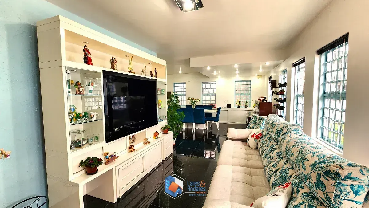 Imagem Casa para venda em Saúde com 3 quartos, sendo 3 suítes, 119m²