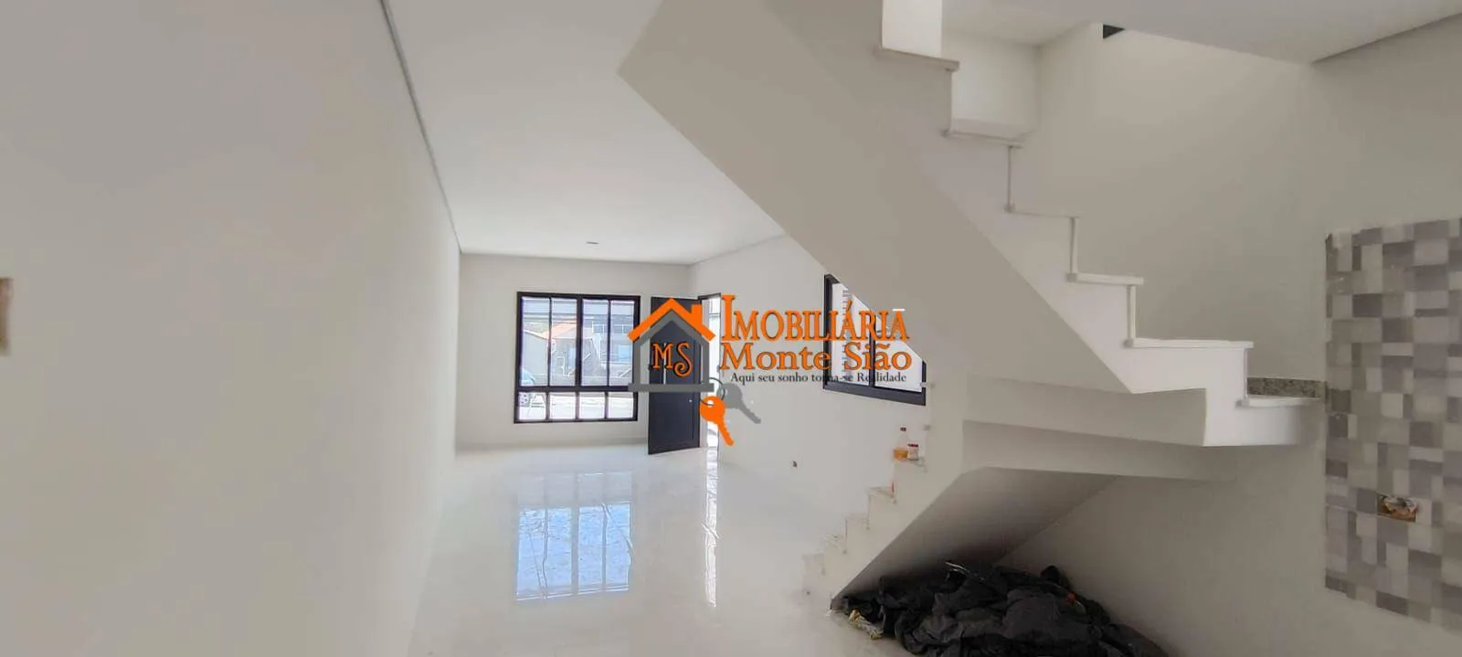 Imagem Sobrado com 3 dormitórios à venda, 100 m² por R$ 700.000,00 - Parque Flamengo - Guarulhos/SP