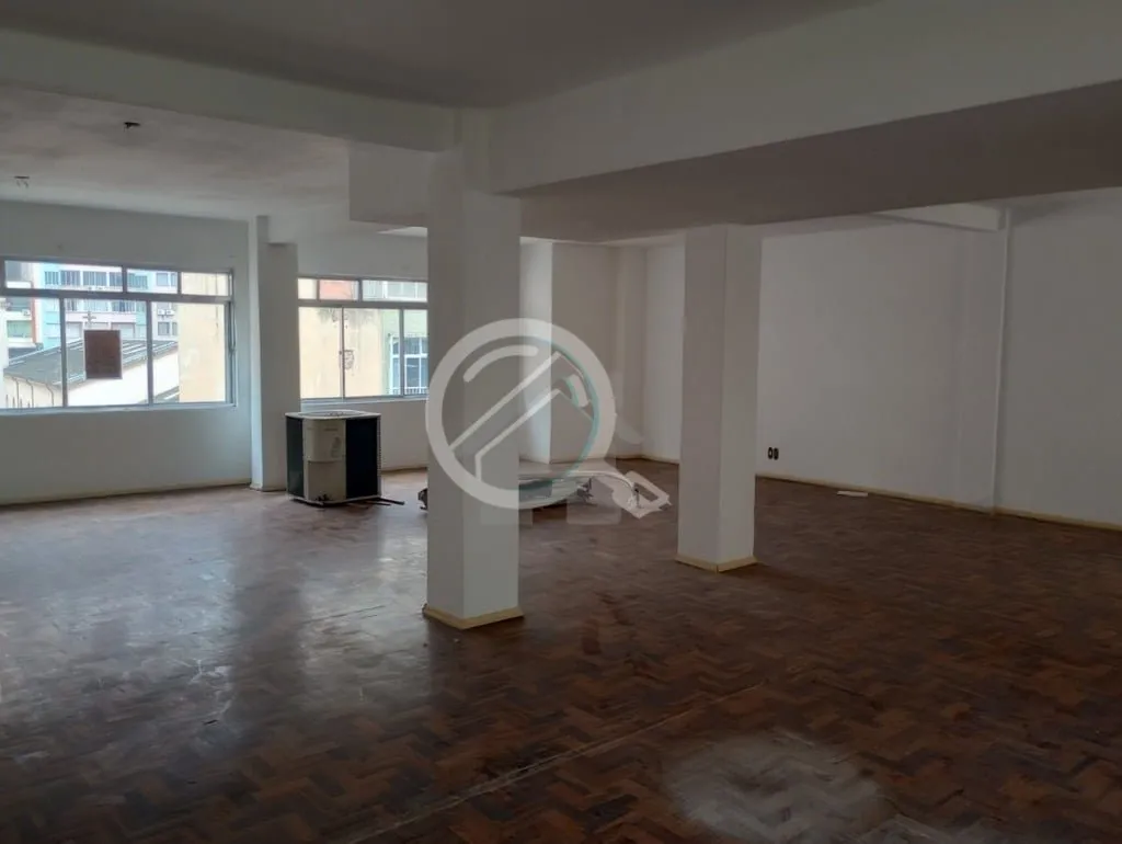 Imagem Vendo sala comercial de 80M², 2 banheiros, na Rua Dr Flores esquina Rua dos Andradas, excelente pon...